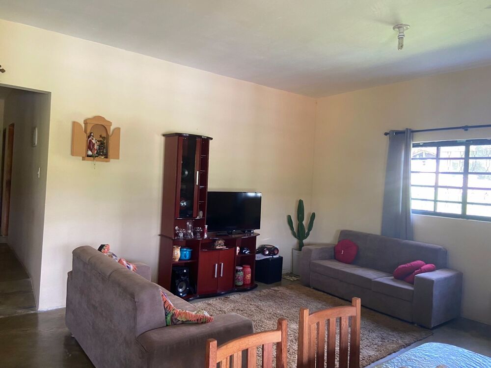Chácara à venda com 3 quartos, 9000m² - Foto 2