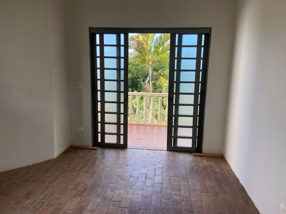 Chácara, 2 quartos, 2160 m² - Foto 4