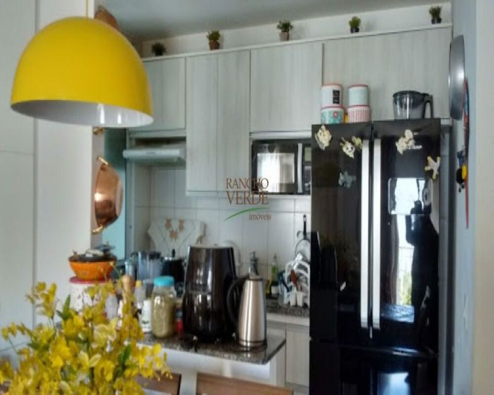 Apartamento à venda com 2 quartos, 72m² - Foto 2