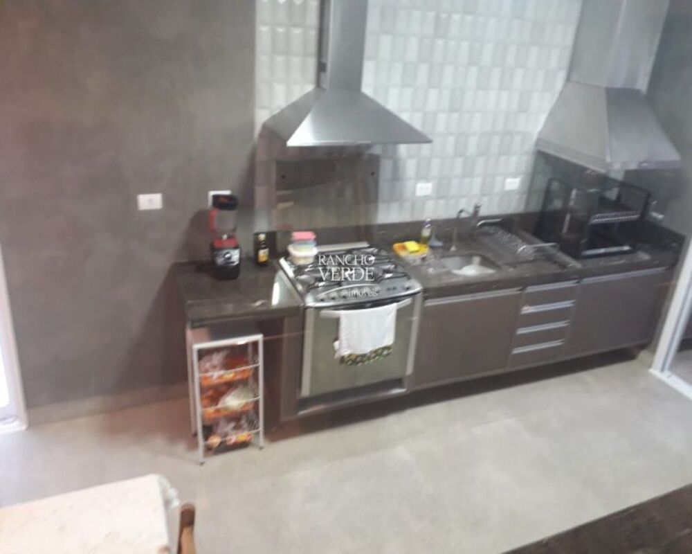Casa à venda com 4 quartos, 1000m² - Foto 18