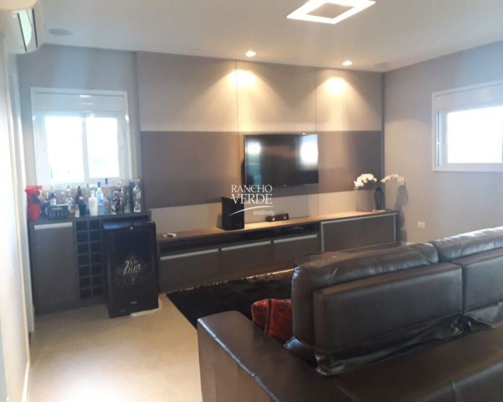 Casa à venda com 4 quartos, 1000m² - Foto 11