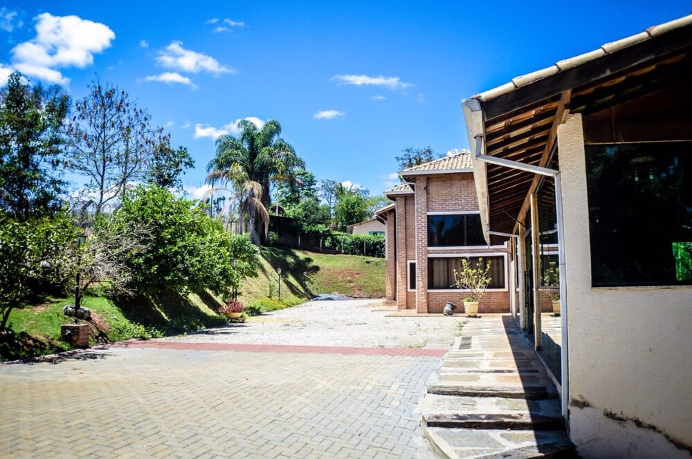 Chácara à venda com 8 quartos, 6300m² - Foto 3