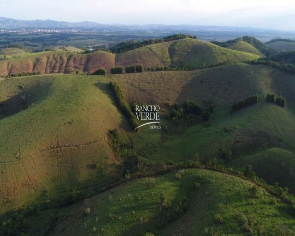 Fazenda à venda com 2 quartos, 1984400m² - Foto 3