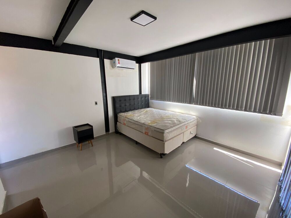 Sítio à venda com 2 quartos, 20000m² - Foto 1