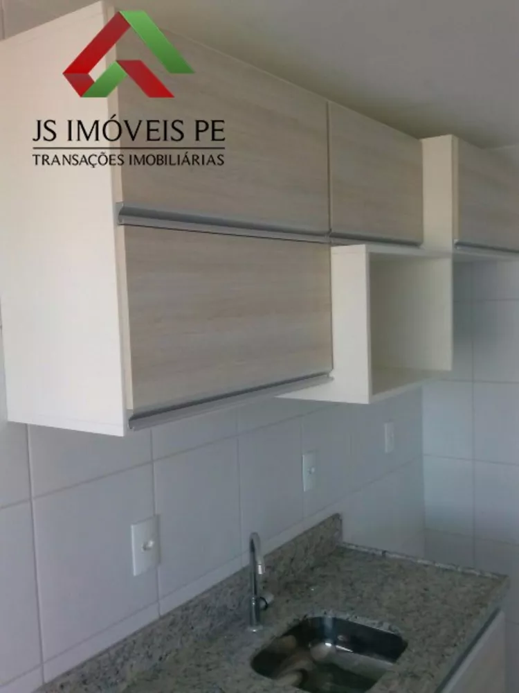 Apartamento à venda com 2 quartos, 61m² - Foto 4