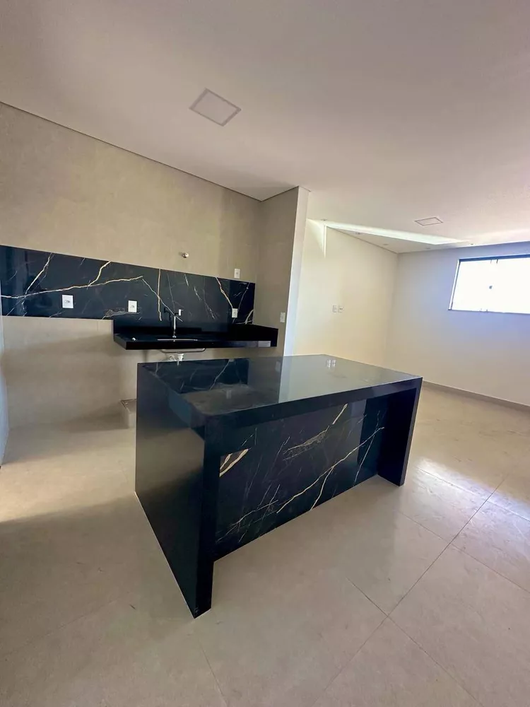 Apartamento à venda com 2 quartos, 78m² - Foto 1