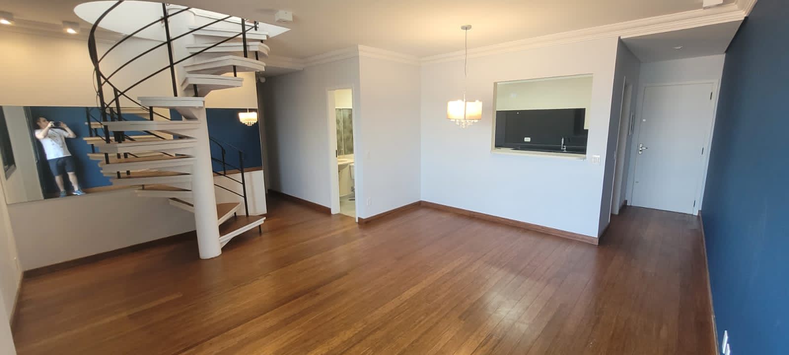 Apartamento à venda com 3 quartos, 148m² - Foto 1