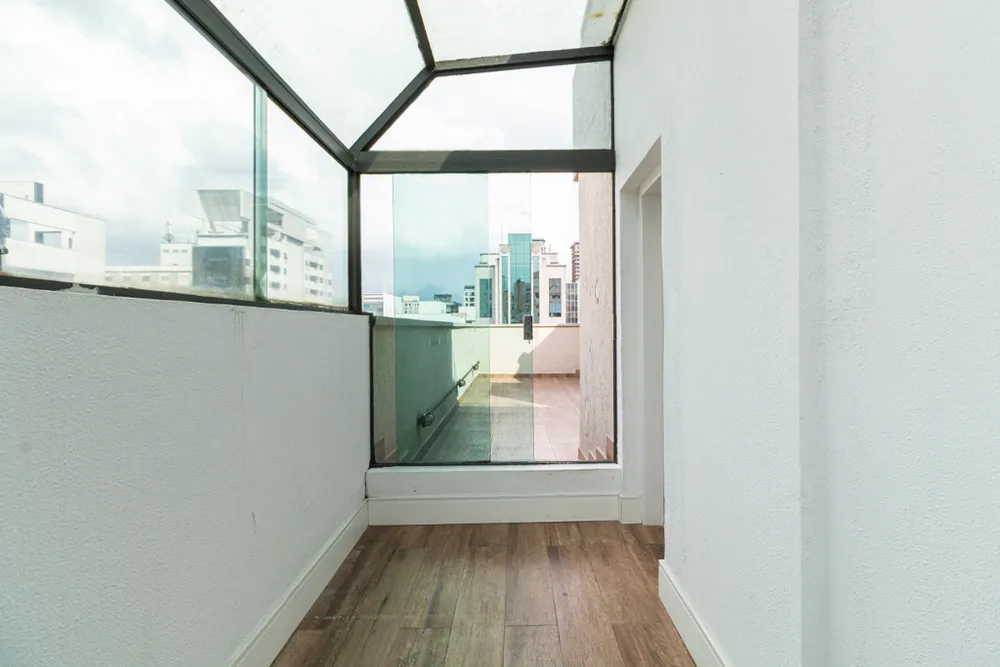Cobertura, 3 quartos, 240 m² - Foto 3
