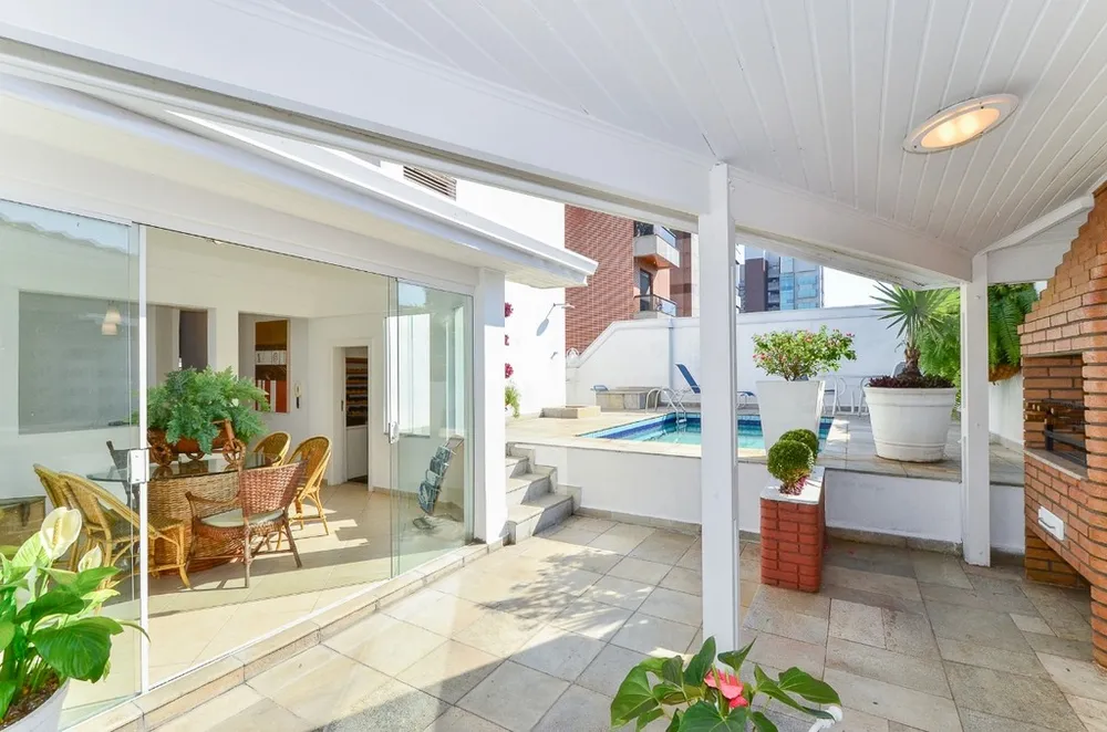 Cobertura, 3 quartos, 393 m² - Foto 1
