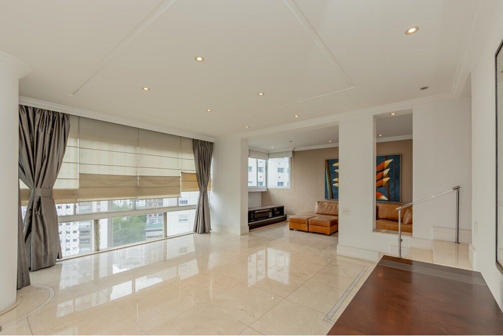 Apartamento, 4 quartos, 273 m² - Foto 1