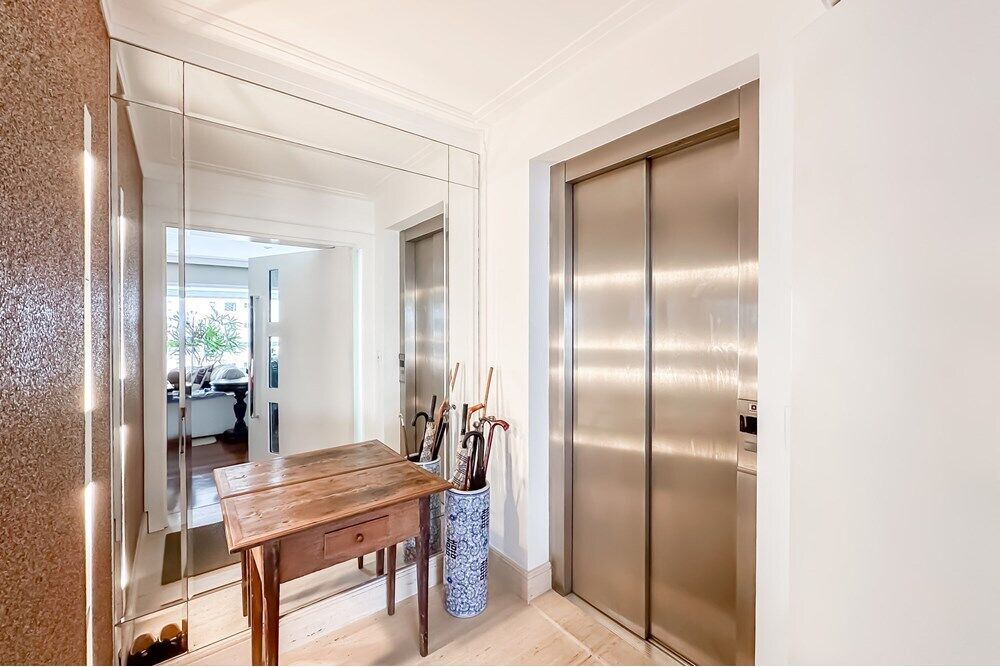 Apartamento à venda com 3 quartos, 211m² - Foto 5