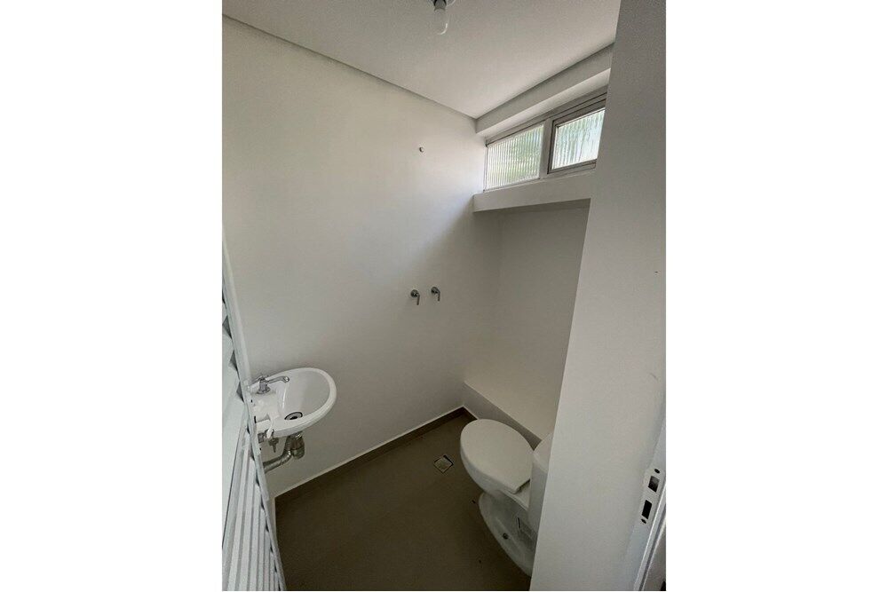 Apartamento à venda com 3 quartos, 137m² - Foto 4