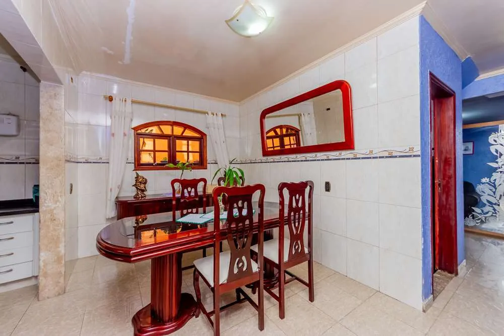 Casa, 3 quartos, 250 m² - Foto 4