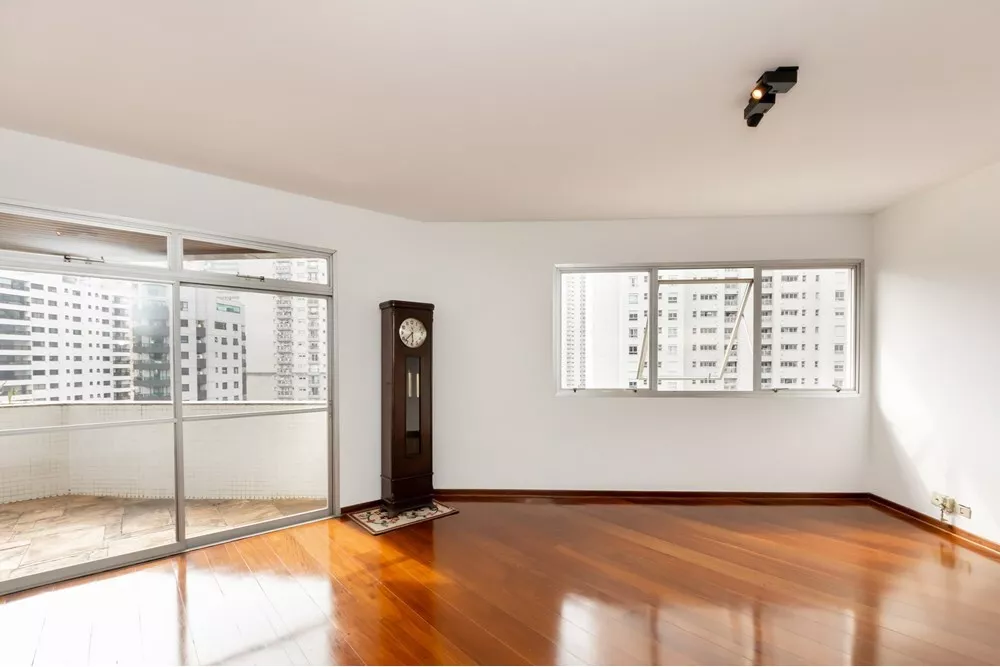 Apartamento, 4 quartos, 244 m² - Foto 2