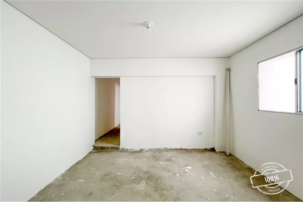 Casa à venda com 3 quartos, 170m² - Foto 4