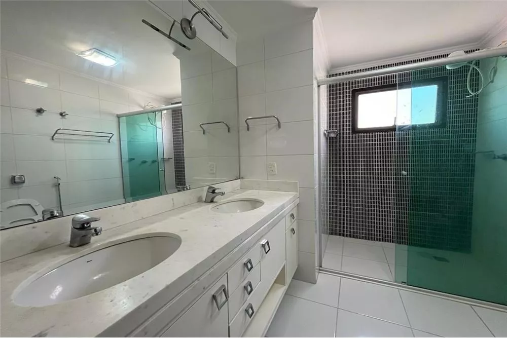 Cobertura à venda com 3 quartos, 246m² - Foto 9