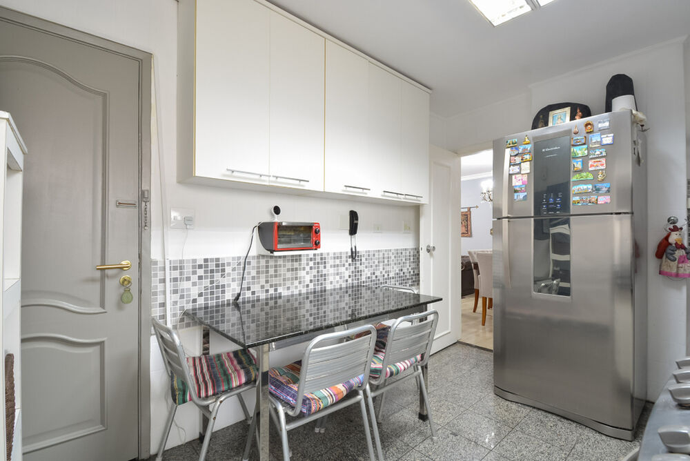 Apartamento à venda com 3 quartos, 101m² - Foto 4
