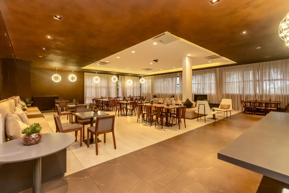 Apartamento à venda com 3 quartos, 103m² - Foto 2