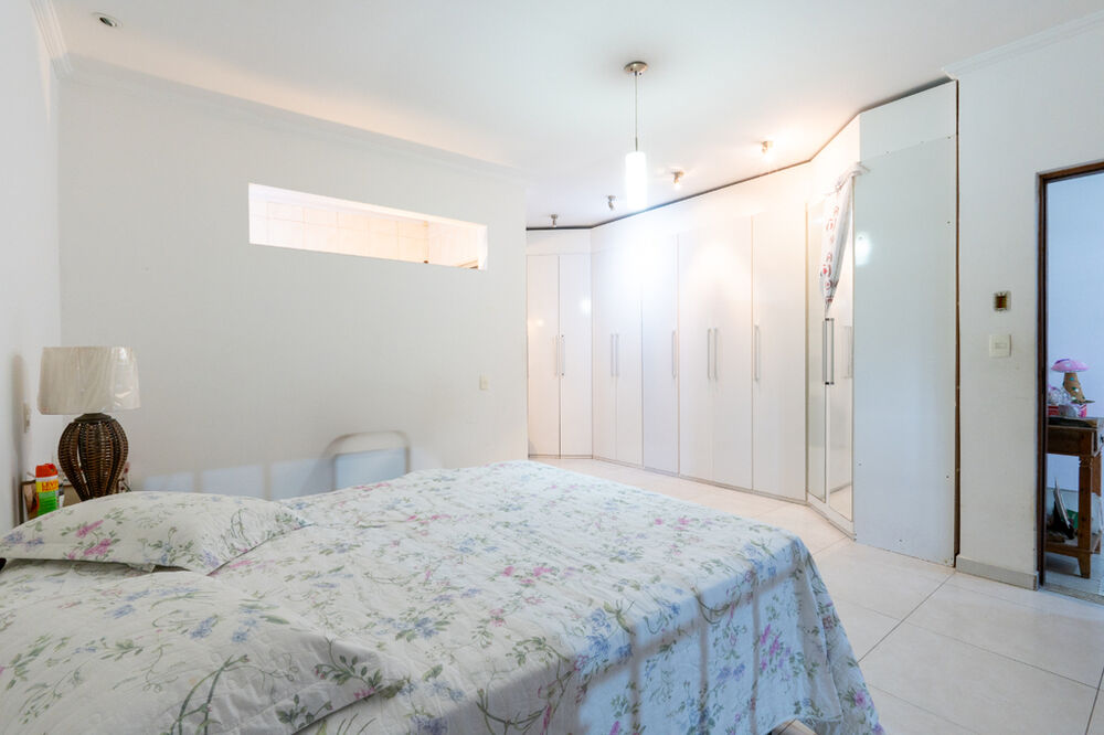 Casa, 4 quartos, 230 m² - Foto 11