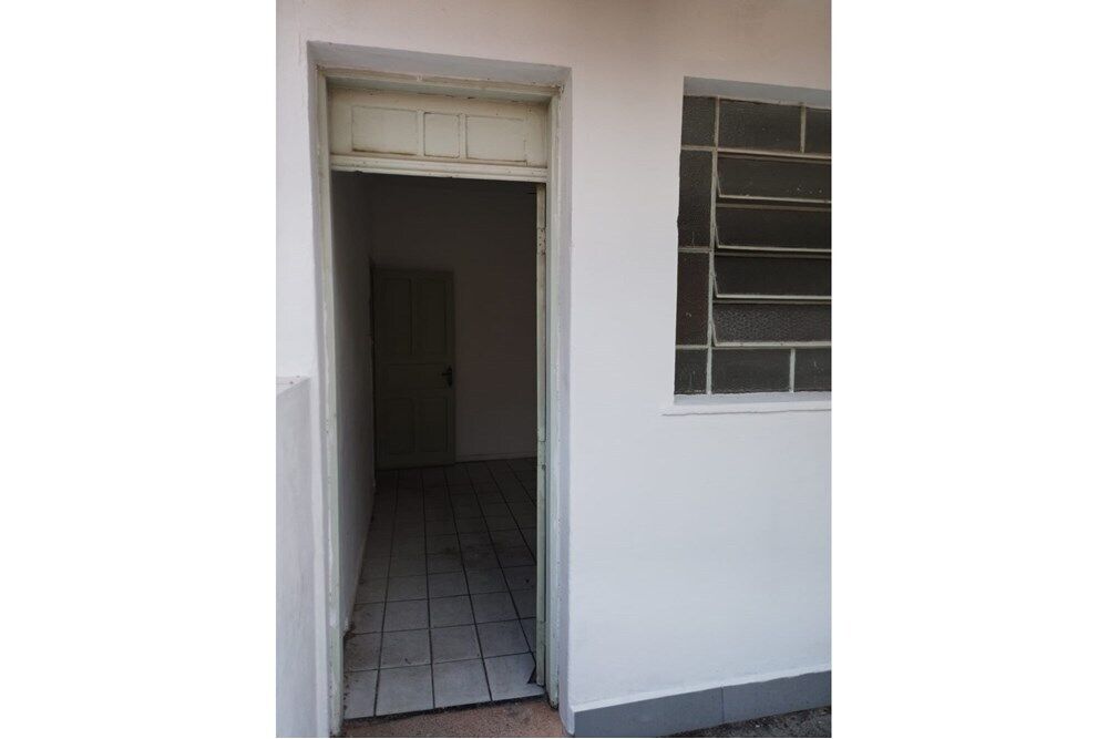 Apartamento à venda com 2 quartos, 64m² - Foto 4