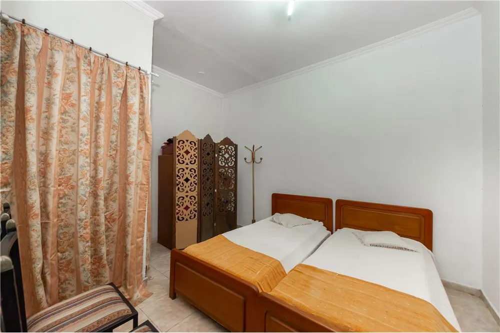 Casa, 4 quartos, 166 m² - Foto 1