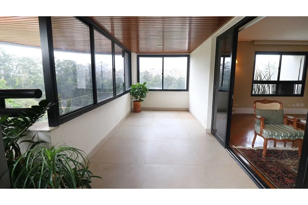 Apartamento, 4 quartos, 234 m² - Foto 1