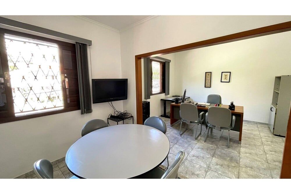 Casa, 3 quartos, 265 m² - Foto 1