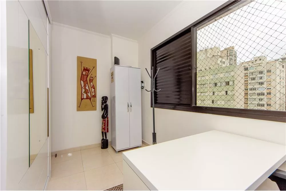 Apartamento à venda com 2 quartos, 63m² - Foto 2