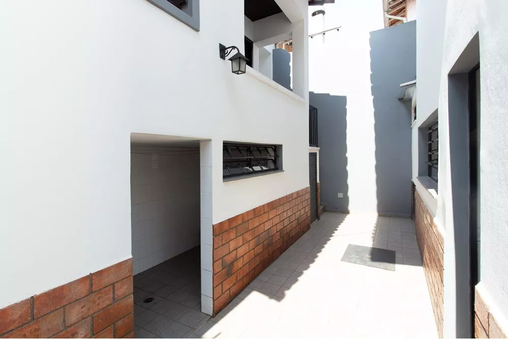 Casa, 3 quartos, 191 m² - Foto 2