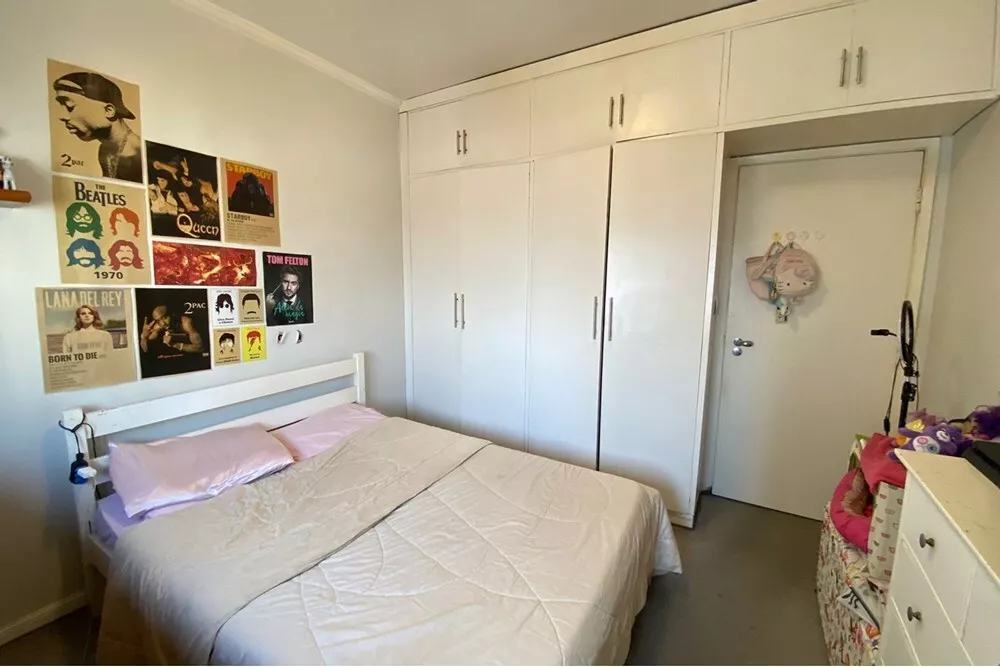 Apartamento à venda com 3 quartos, 81m² - Foto 2