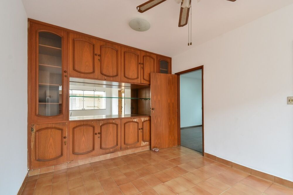 Casa à venda com 4 quartos, 331m² - Foto 7