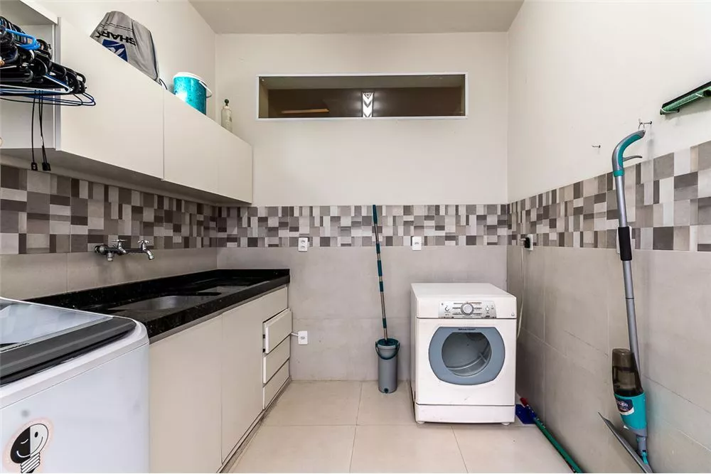 Casa, 4 quartos, 267 m² - Foto 22