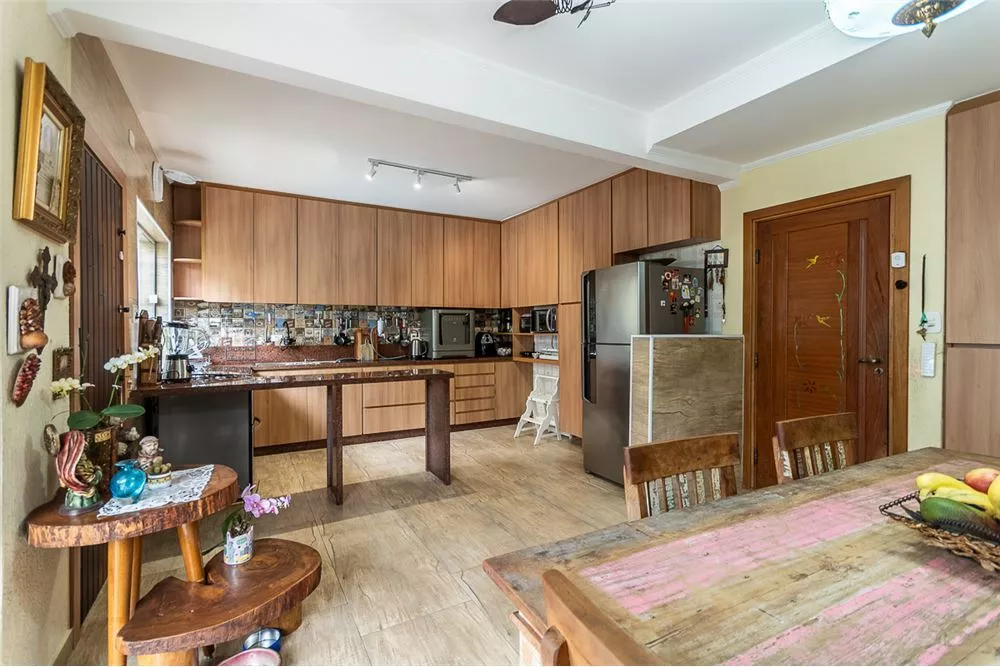 Casa, 4 quartos, 267 m² - Foto 46