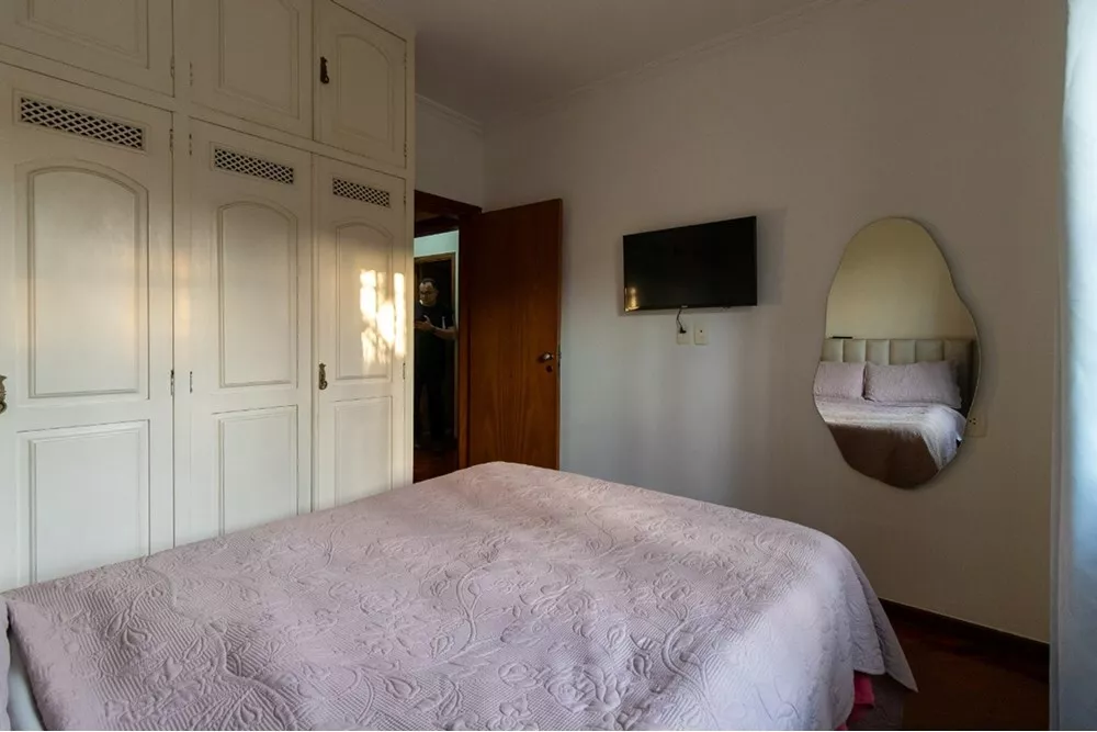 Apartamento à venda com 4 quartos, 105m² - Foto 2