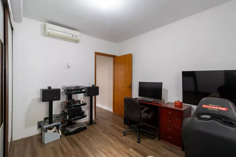 Casa, 3 quartos, 243 m² - Foto 3
