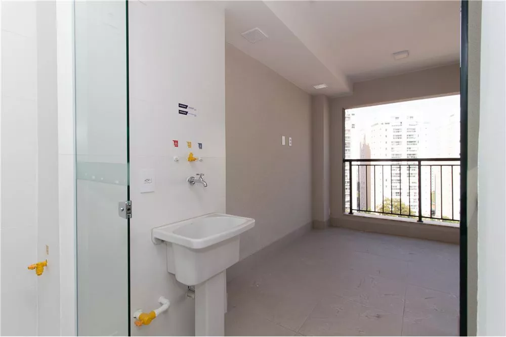 Apartamento à venda com 2 quartos, 68m² - Foto 12