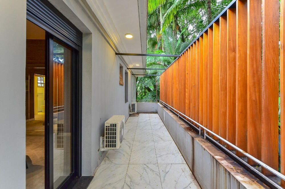 Casa, 4 quartos, 1117 m² - Foto 1