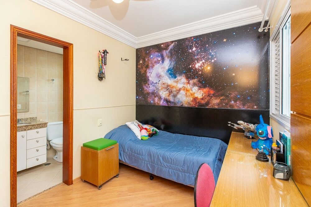 Apartamento à venda com 3 quartos, 154m² - Foto 2