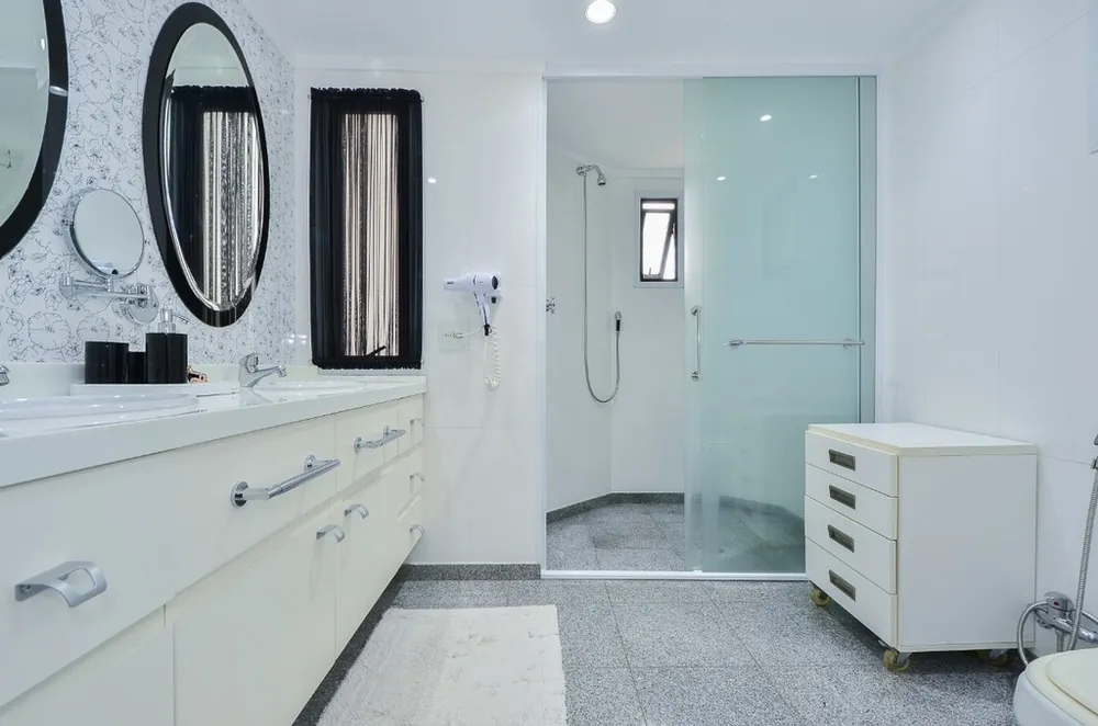 Apartamento, 3 quartos, 195 m² - Foto 1