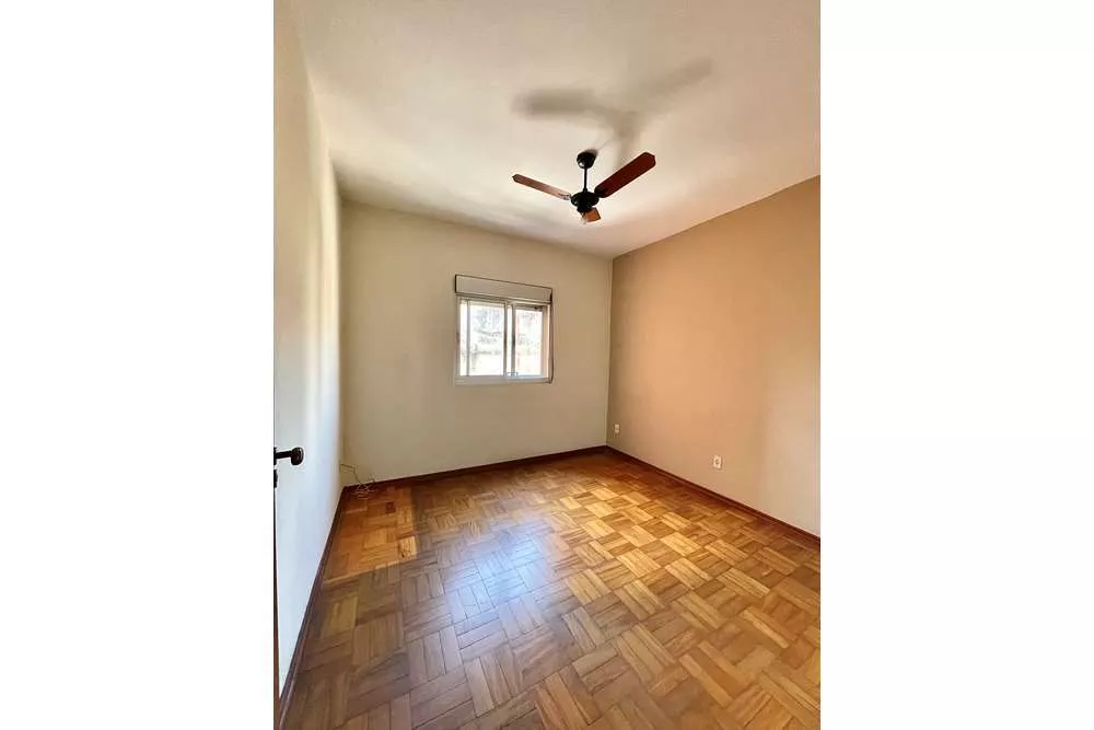 Apartamento à venda com 2 quartos, 75m² - Foto 1