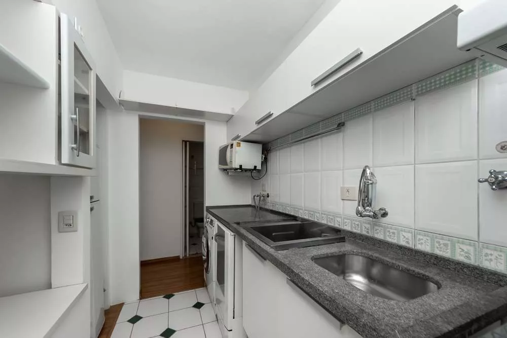 Apartamento à venda com 1 quarto, 42m² - Foto 2