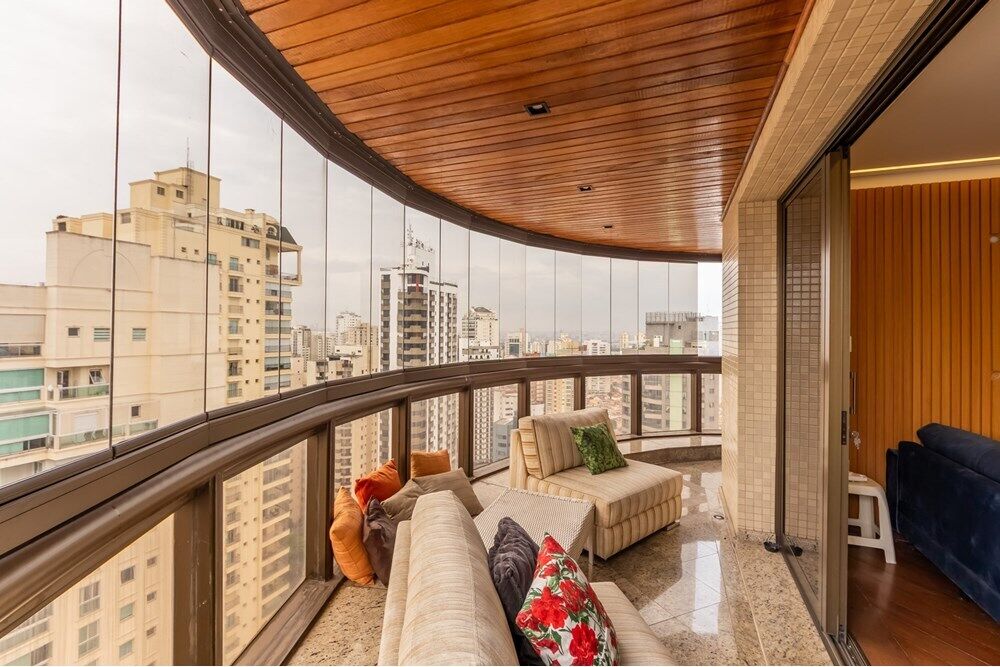 Apartamento, 4 quartos, 212 m² - Foto 1