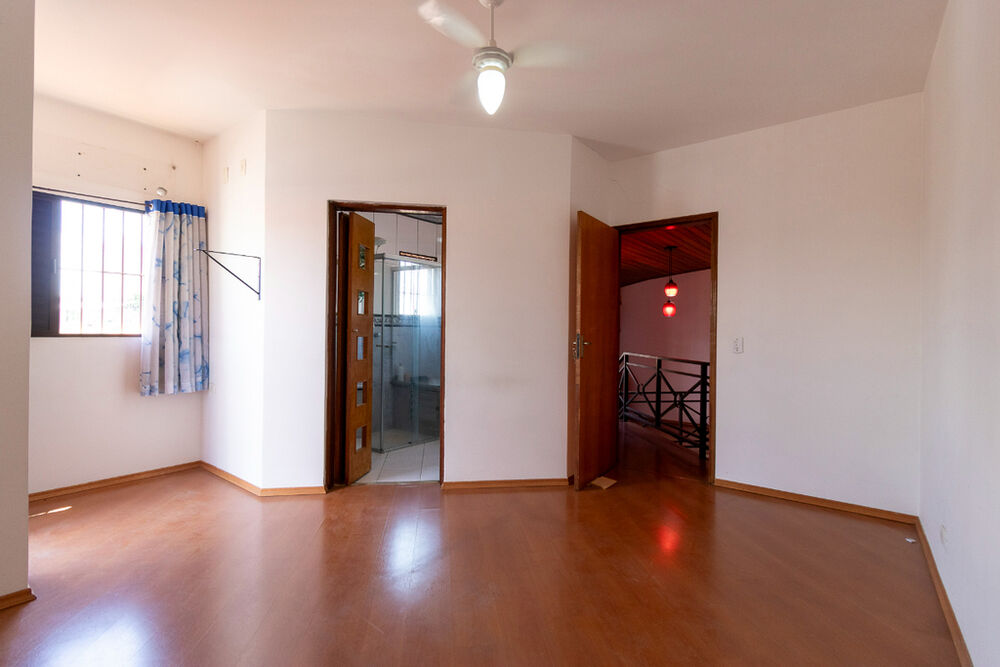 Casa, 3 quartos, 330 m² - Foto 8