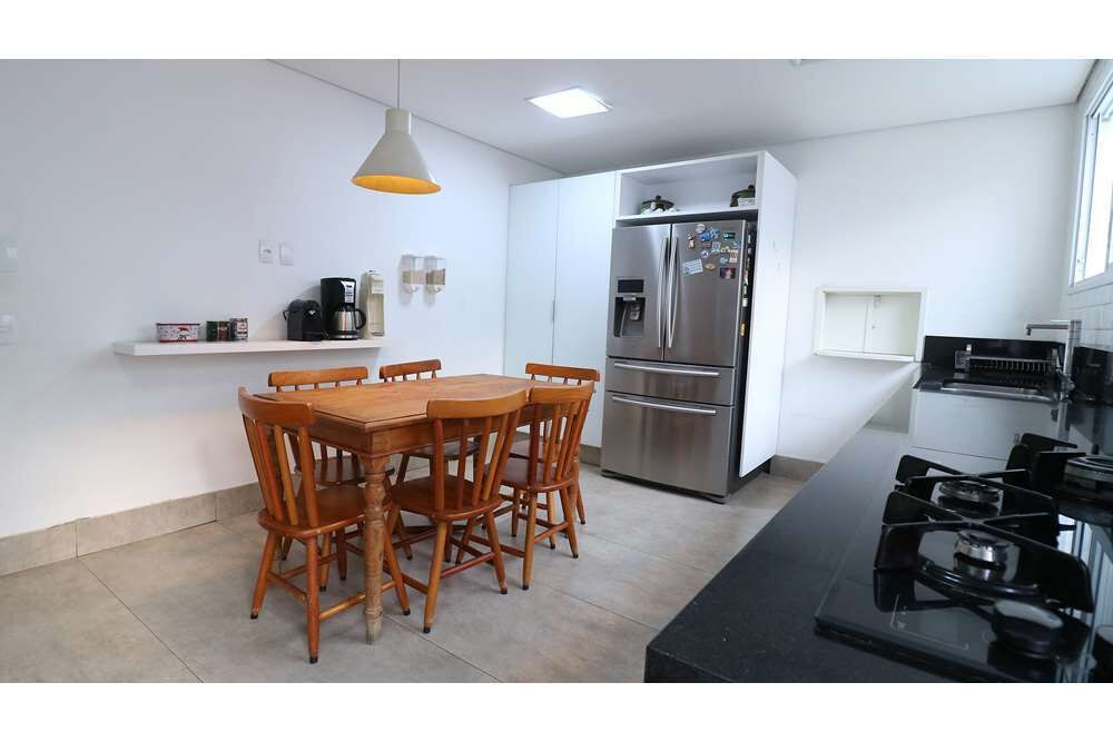 Casa, 4 quartos, 350 m² - Foto 1