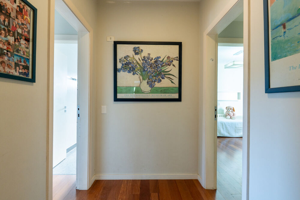 Apartamento, 3 quartos, 232 m² - Foto 1