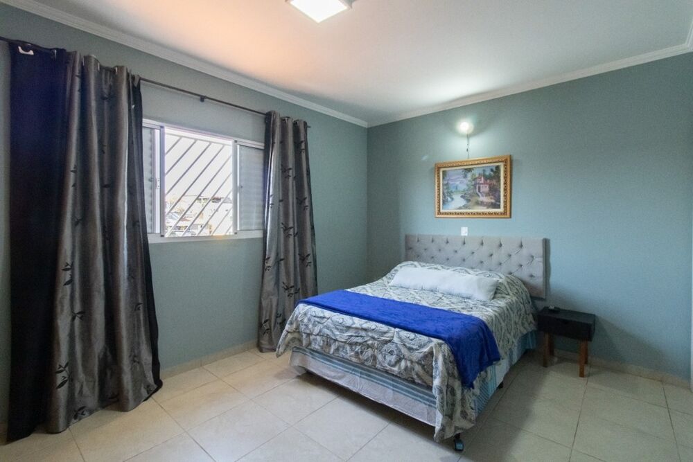 Casa, 3 quartos, 194 m² - Foto 2