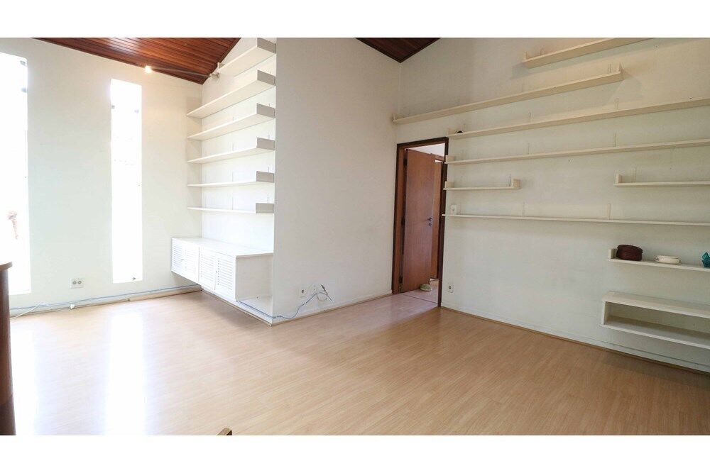 Casa de Condomínio à venda com 3 quartos, 216m² - Foto 6