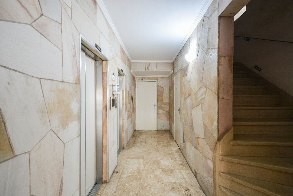 Apartamento à venda com 2 quartos, 58m² - Foto 4