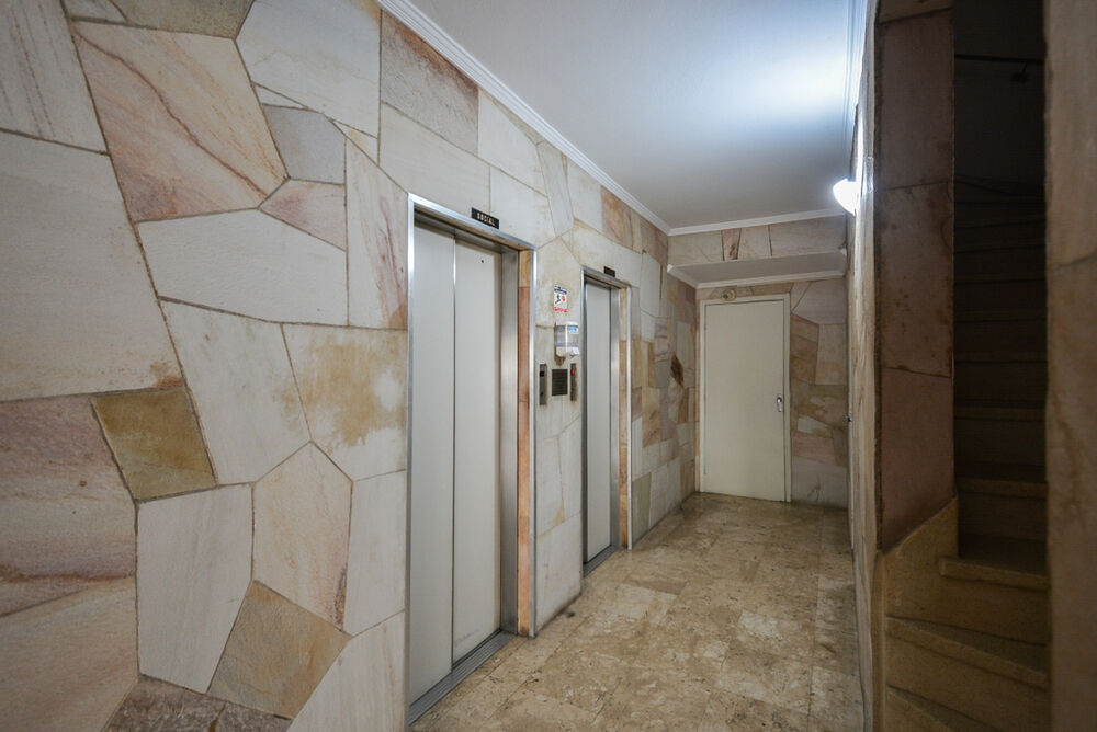 Apartamento à venda com 2 quartos, 58m² - Foto 3