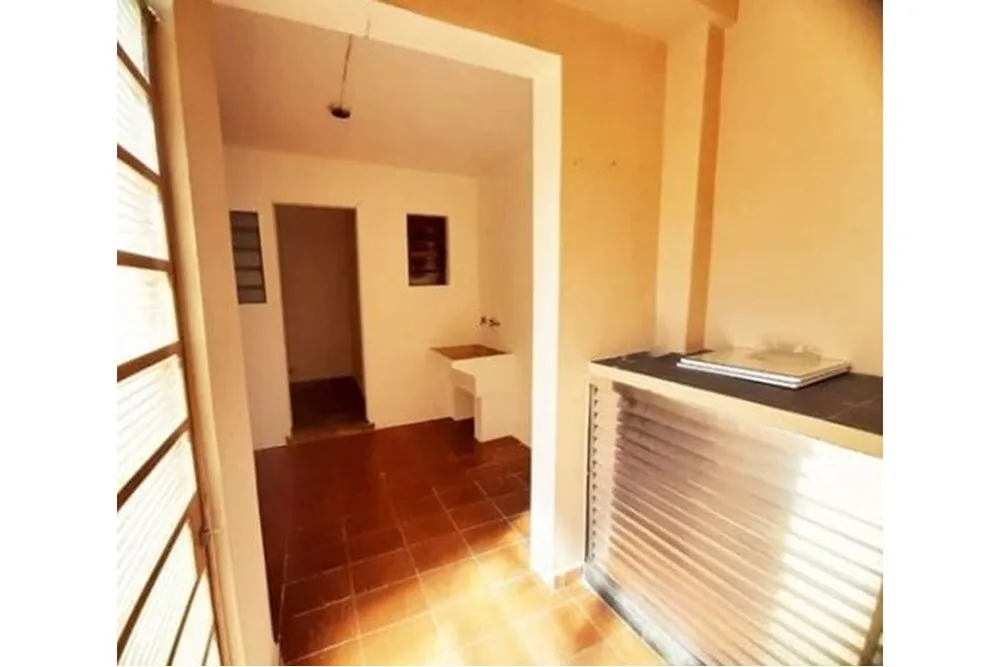 Casa, 5 quartos, 131 m² - Foto 2
